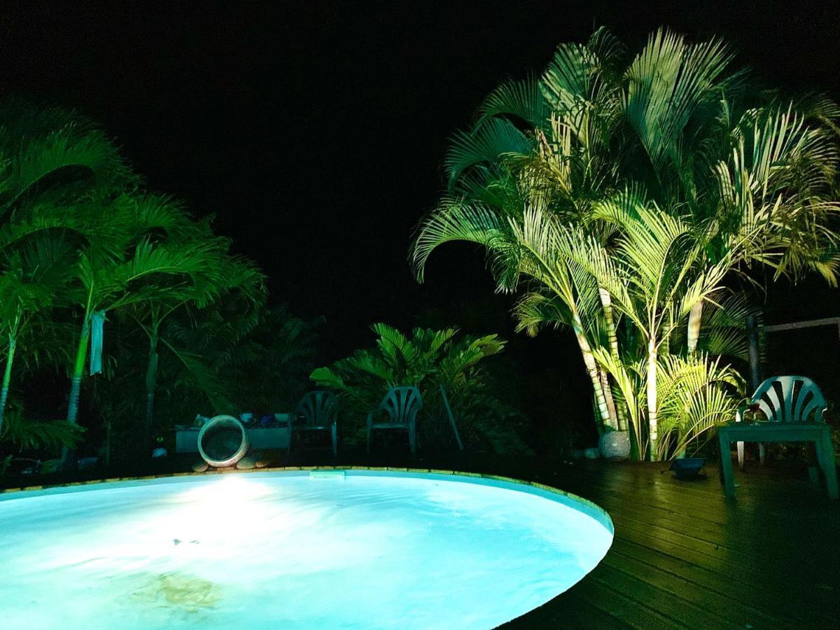 Lodge Pamplemousse Avec Piscine Privative , Dans Parc Calme A 500 M Plage Le Carbet Eksteriør bilde